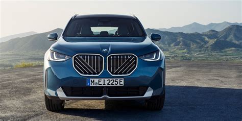 2025 Bmw X3 Pairs Funky Styling With Punchier Powertrains 2025 Bmw X3 Pairs Funky Styling With Punchier Powertrains