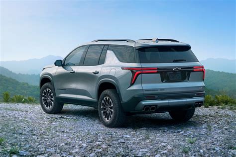 2025 Chevrolet Traverse Review Pricing And Specs