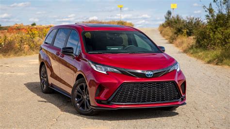 2025 Toyota Sienna Quick Review The Last Honest Minivan 2025 Toyota Sienna Quick Review The Last Honest Minivan