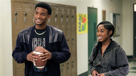 All American Season 7 Episode 1 Recap Fresh Blood Breathes New Life Into Crenshaw Ericavain Com