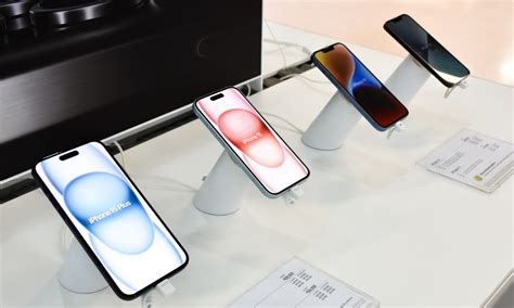 All Iphone Models In Order Until Iphone 16 Beebom
