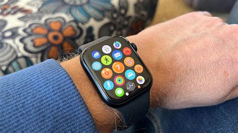 Apple Watch Se 2Nd Gen Review The Smartest Smartwatch For Most Iphone Users Apple Watch Se 2Nd Gen Review The Smartest Smartwatch For Most Iphone Users