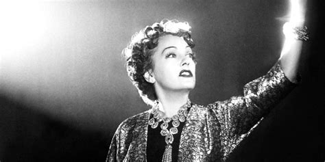 Boulevard Of Broken Dreams The Long Road To A Sunset Boulevard Musical Broadway Buzz Broadway Com