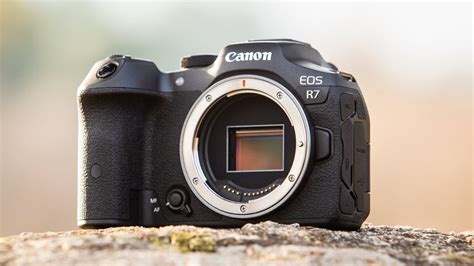 Canon R7 Release Date: What You Need to Know
