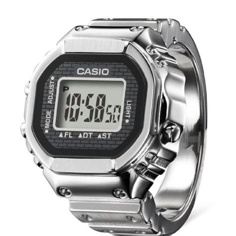 Casio Crw 001
