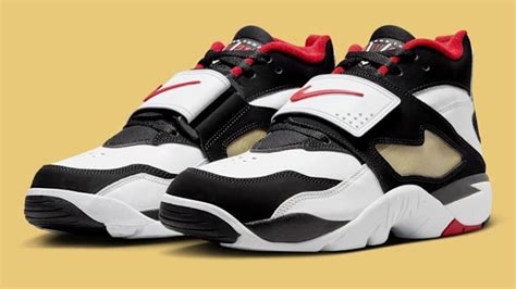Deion Sanders Shares First Look At Upcoming Nike Diamond Turf Retro Complex