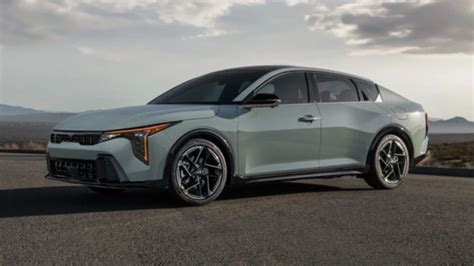 El Kia K4 2025 Supera En Precio Al Honda Civic Y Al Toyota Corolla Y Tambi N Luce Mejor