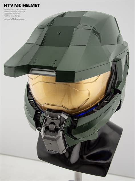 Halo Series Star Responds To Master Chief Helmet Controversy