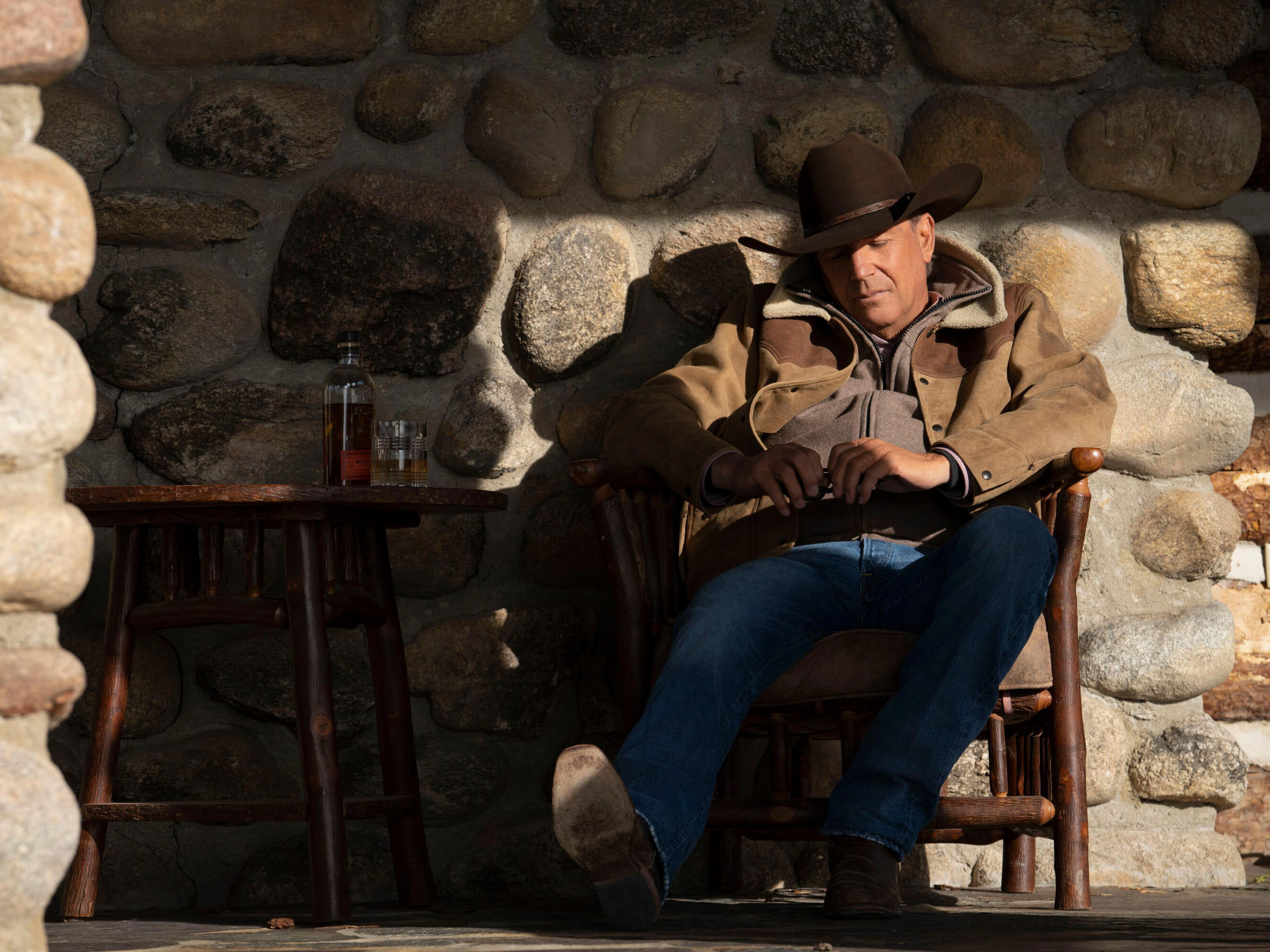 How To Watch Every Episode Of The Yellowstone Franchise How To Watch Every Episode Of The Yellowstone Franchise