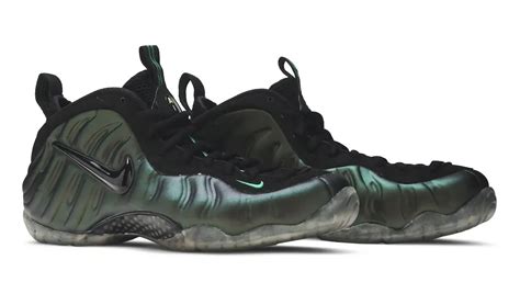 Nike Air Foamposite Pro Pine Green Returns For A 2025 Release Crepprotect