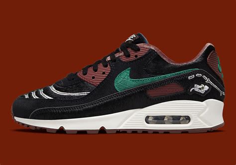 Nike Air Max 90 Siempre Familia Do2154 010 Release Date Sneakernews Com