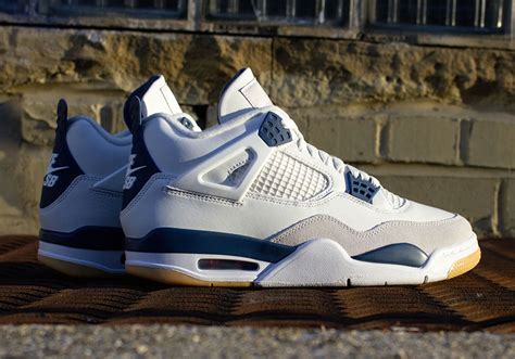 Nike Sb Air Jordan 4 Amp Quot Navy Amp Quot Snkrs Release Sneakernews Com