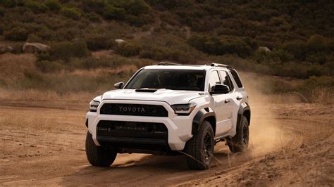 Review 2025 Toyota 4Runner Gets Dragged Into Modern Times