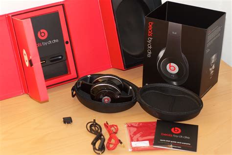 Review Beats Studio By Dr Dre And Monster Noise Canceling Headphones Paul Stamatiou