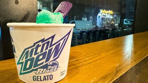 Review Taco Bell Mtn Dew Baja Blast Gelato