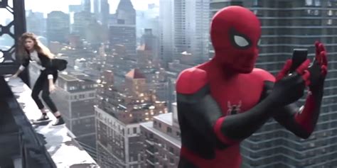 Spider Man No Way Home Takes Place Before Hawkeye Business Insider Spider Man No Way Home Takes Place Before Hawkeye Business Insider