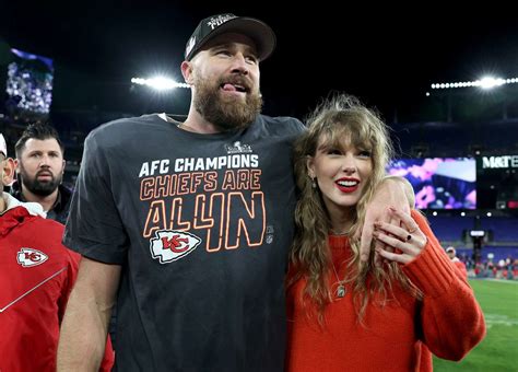 Taylor Swift Watches Travis Kelce Chiefs Face Ravens