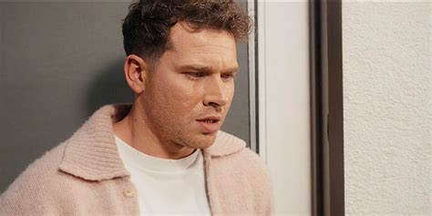 The 118 Can T Catch A Break In The 9 1 1 Season 8 Finale Promo