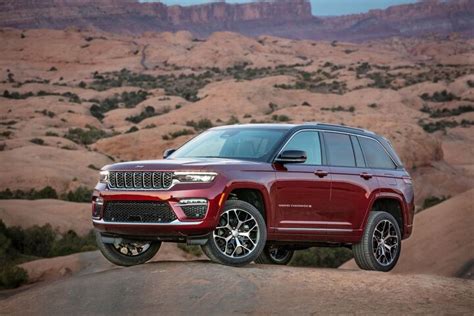 The 2025 Jeep Grand Cherokee Is Way Cheaper Than Last Year Autoguide Com