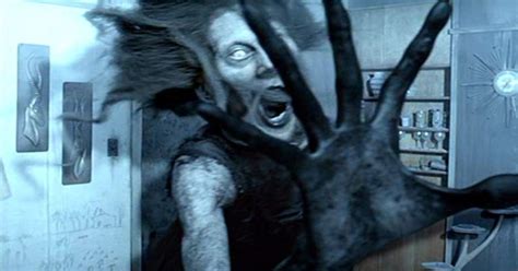 The Horror Movie Mama Makes The Perfect Pairing With It Chapter Two The Verge