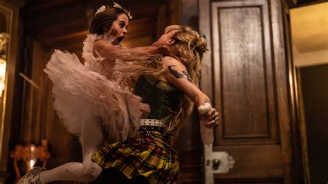 The Vampire Ballerina In Abigail Has A Long Pop Culture Lineage The New York Times