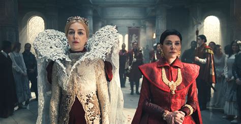 The Wheel Of Time Season 3 Images Reveal First Looks At Morgase Elaida New Aiel Characters