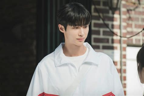 When Is Episode 9 Of Kdrama Lovely Runner Releasing