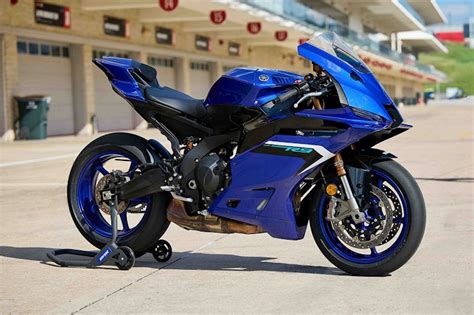 Yamaha R9 2025 Review Long Awaited Sportsbike